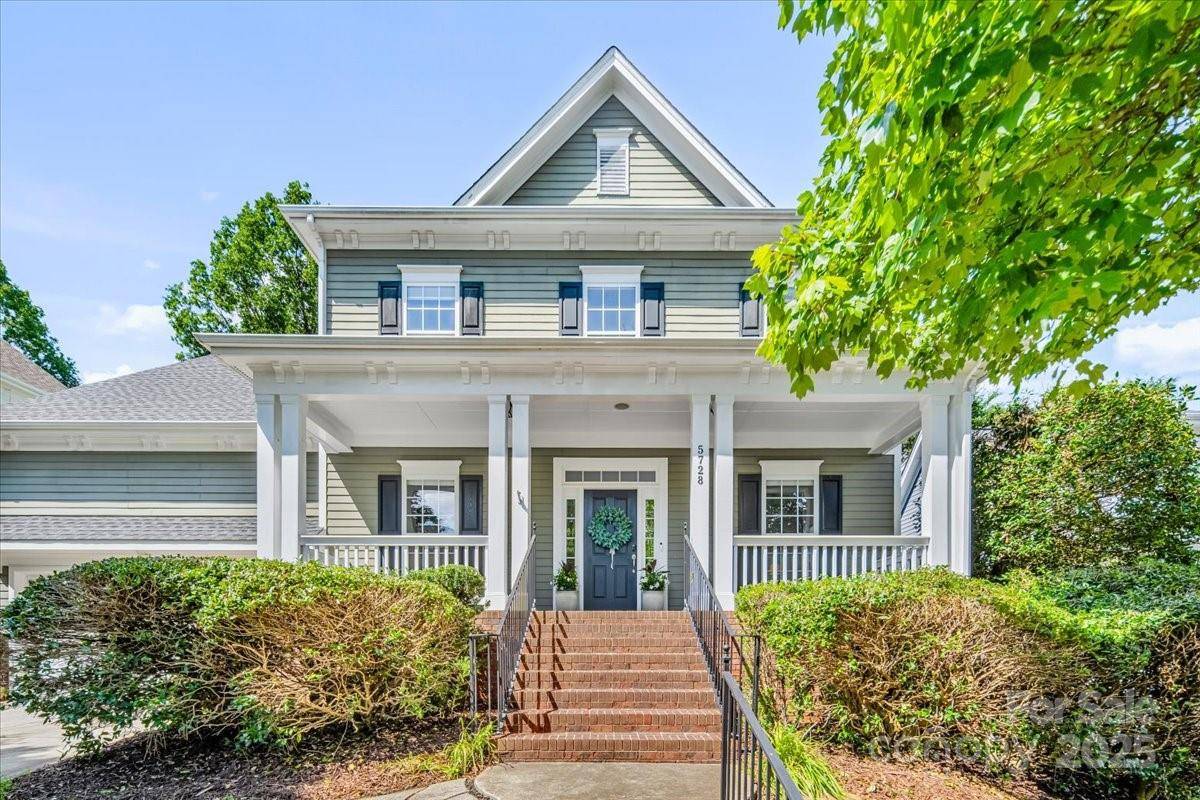5728 Mantario DR, Charlotte, NC 28269