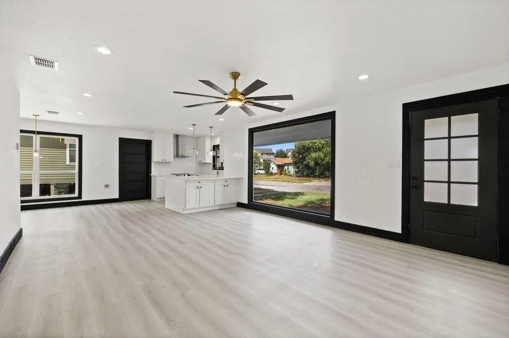 606 Barbara DR, San Marcos, TX 78666