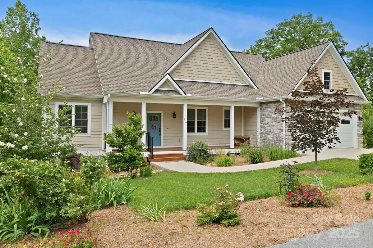 73 Wisdom Cove RD, Flat Rock, NC 28731