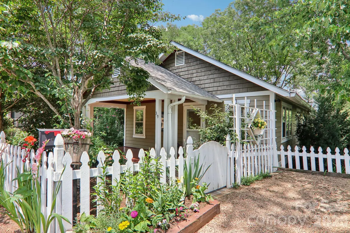 39 Short ST, Asheville, NC 28801