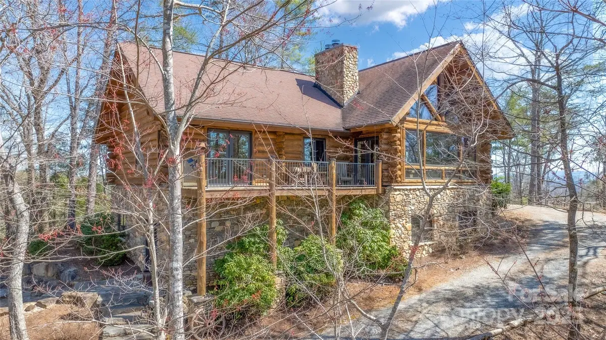 2199 Yellow Fork TRL E, Nebo, NC 28761
