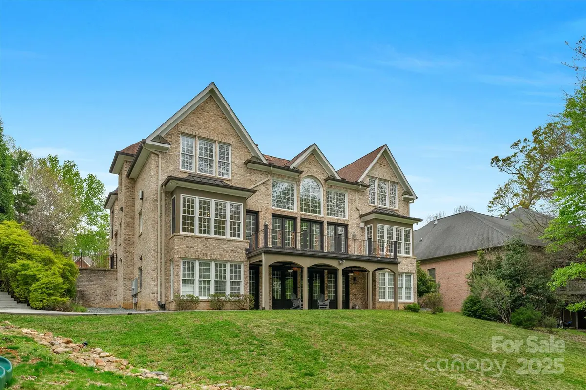 4300 Old Course DR, Charlotte, NC 28277