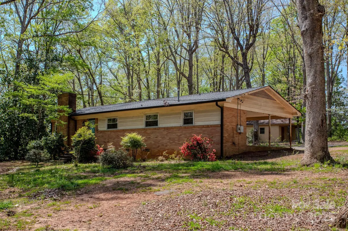 200 Butler RD, Forest City, NC 28043