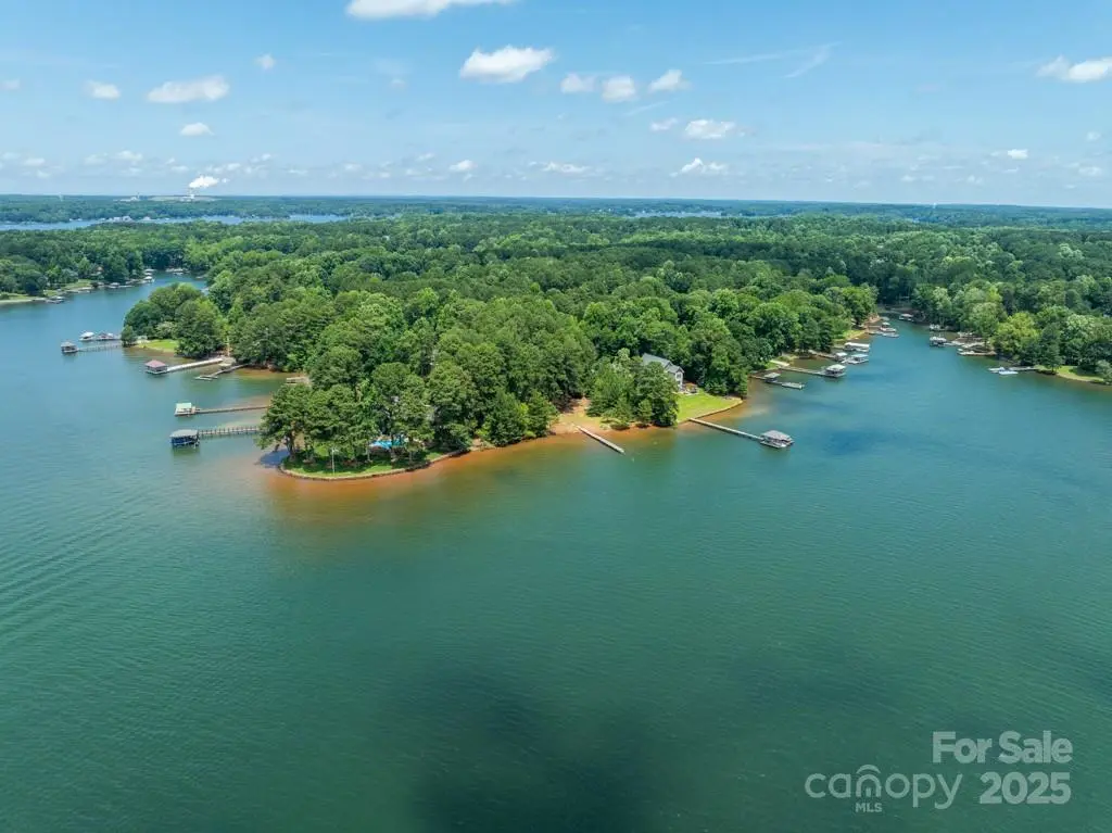 419 Kemp RD, Mooresville, NC 28117