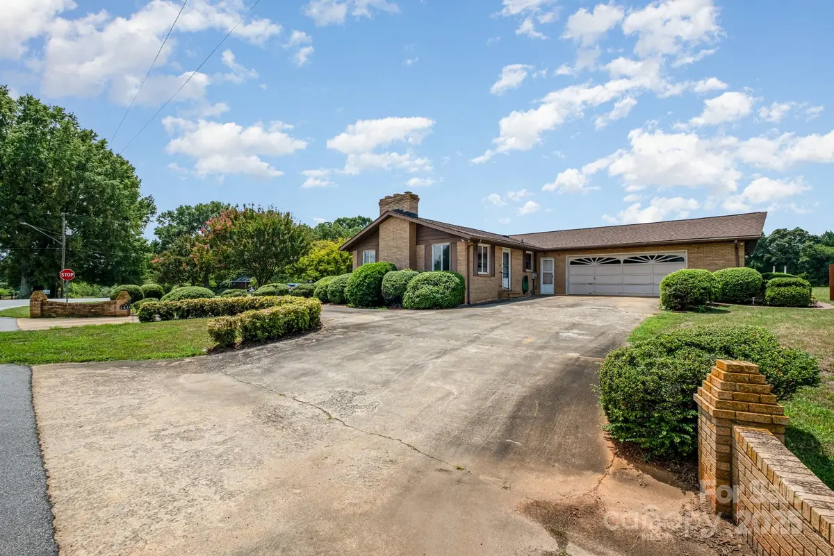1410 Patterson ST, China Grove, NC 28023