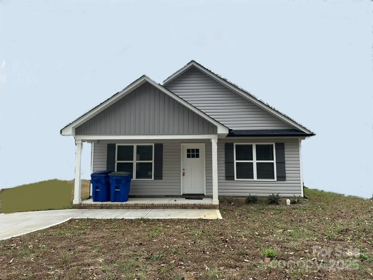 205 Bennett ST, Wadesboro, NC 28170