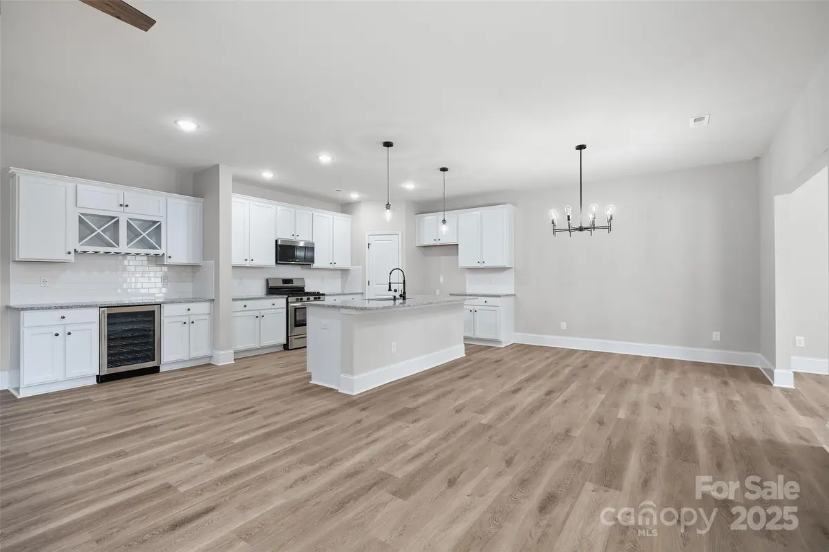 3926 Litchfield RD, Charlotte, NC 28211