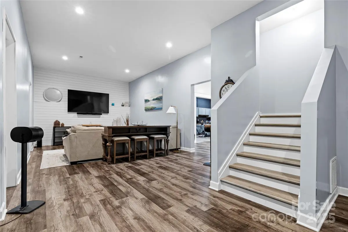 5050 Abbington WAY, Belmont, NC 28012