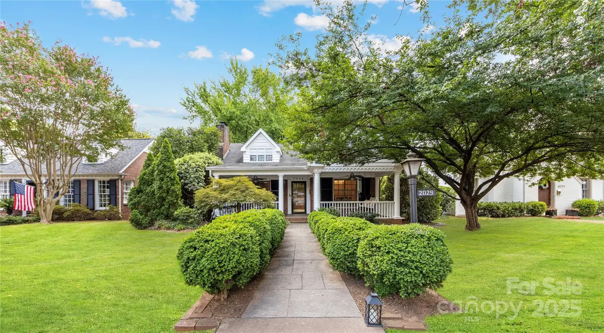 2029 Charlotte DR, Charlotte, NC 28203