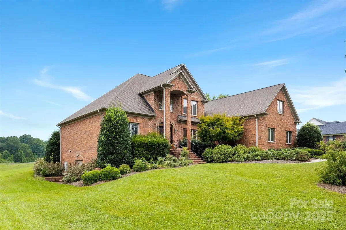 2510 Burton Estates LN, Lincolnton, NC 28092