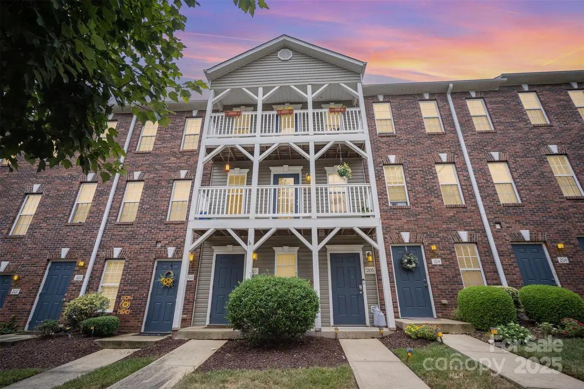 118 Steam Engine DR #205, Mooresville, NC 28115