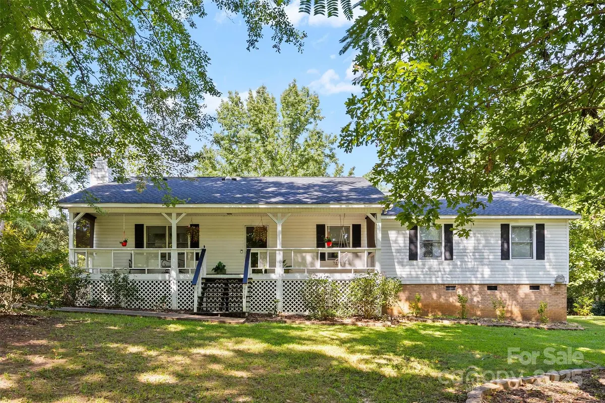 1168 Birchwood DR, Clover, SC 29710