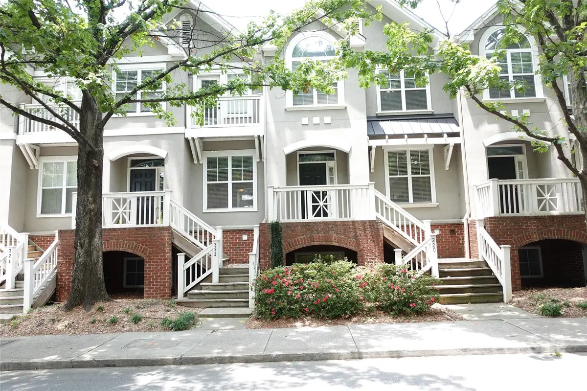 817 W 4th ST, Charlotte, NC 28202