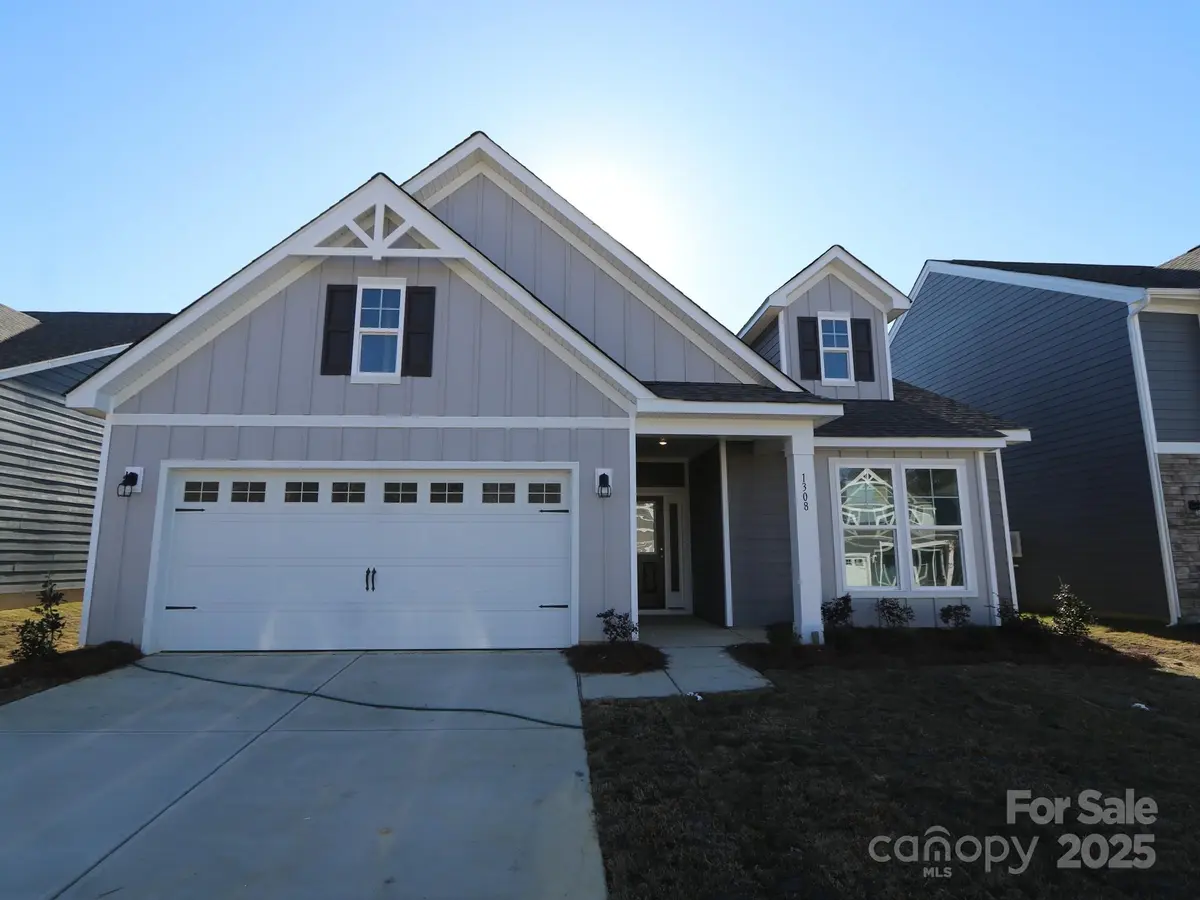 1308 Fremont DR, Wingate, NC 28174
