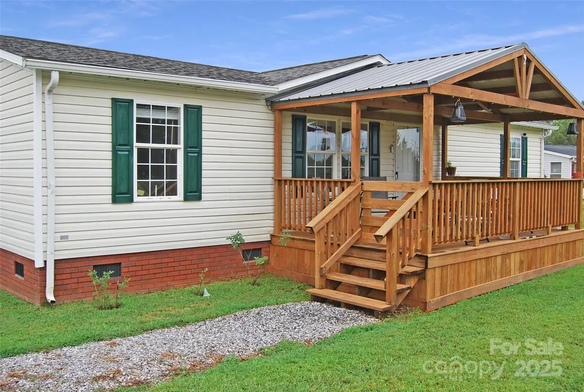 107 Daisy Field CT #7, Harmony, NC 28634