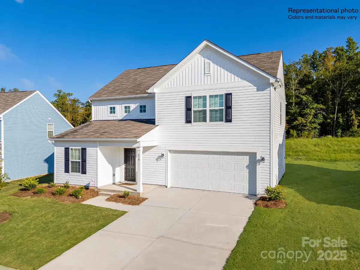 1717 Little York CIR, Edgemoor, SC 29712