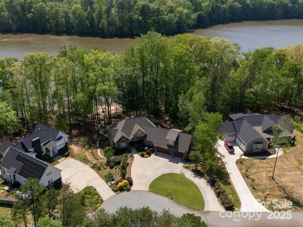 1140 Inlet Pointe RD, Salisbury, NC 28146