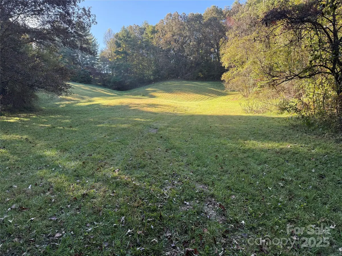 99999 Greenridge RD #2, Weaverville, NC 28787