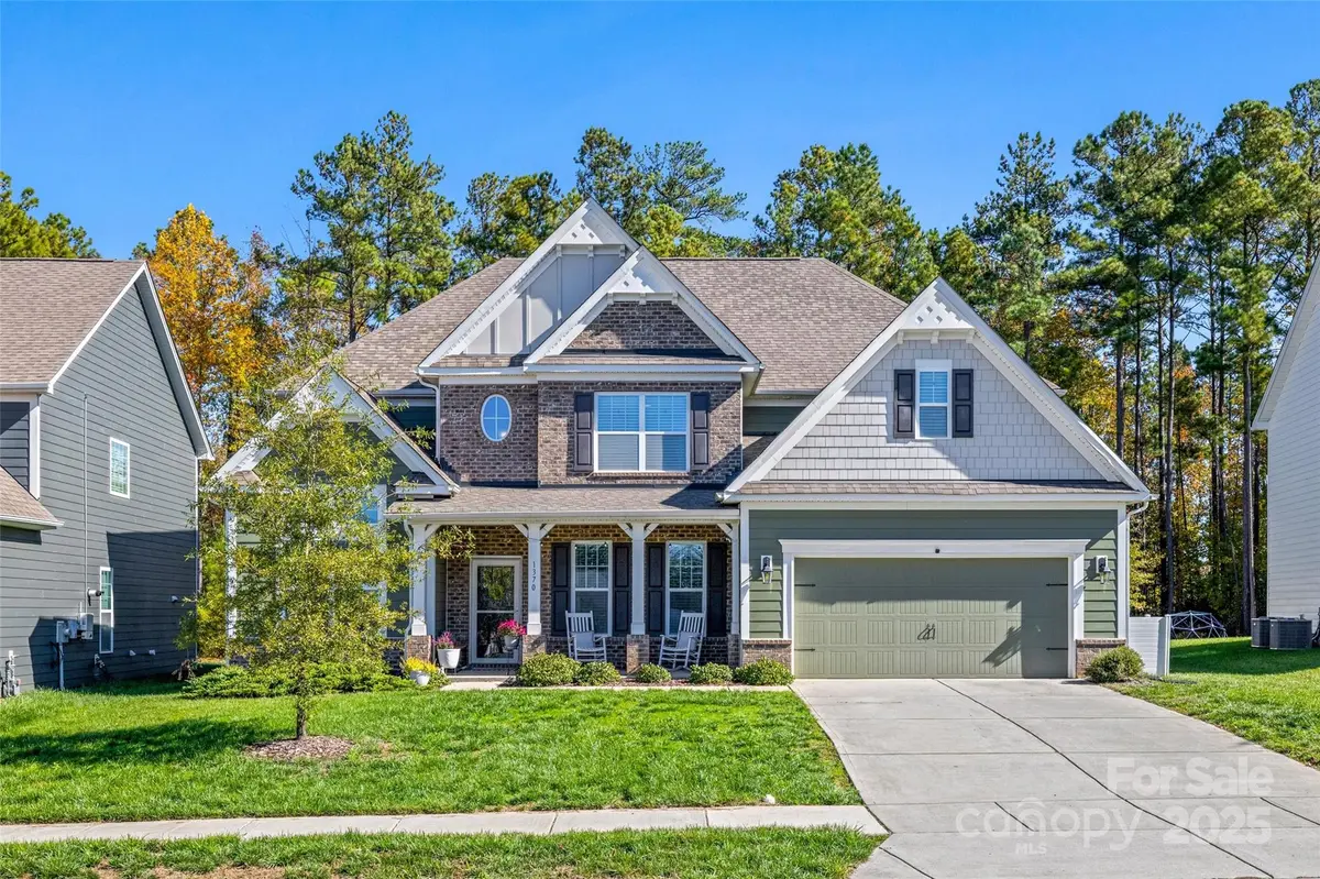 1370 Englewood DR, Lake Wylie, SC 29710