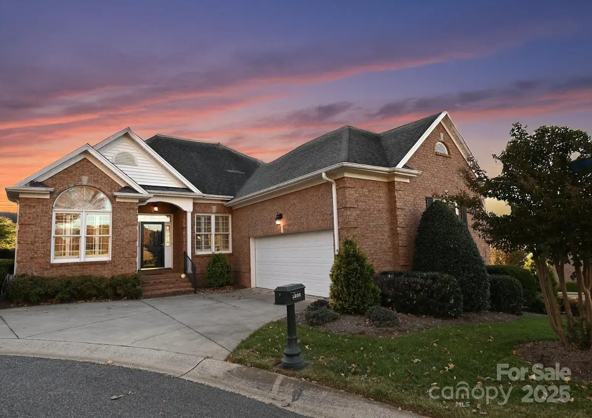 3800 Sarazen CT NE, Conover, NC 28613