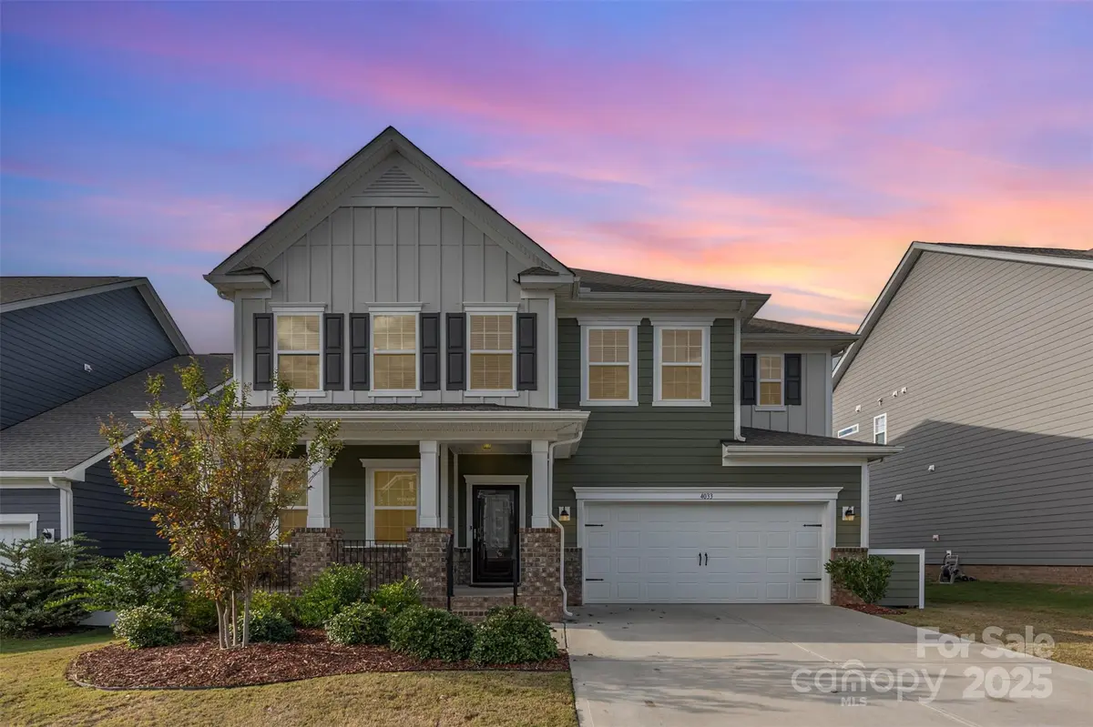 4033 Whipcord DR, Waxhaw, NC 28173