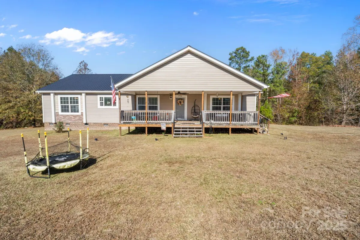 1732 Beach LN, Heath Springs, SC 29058