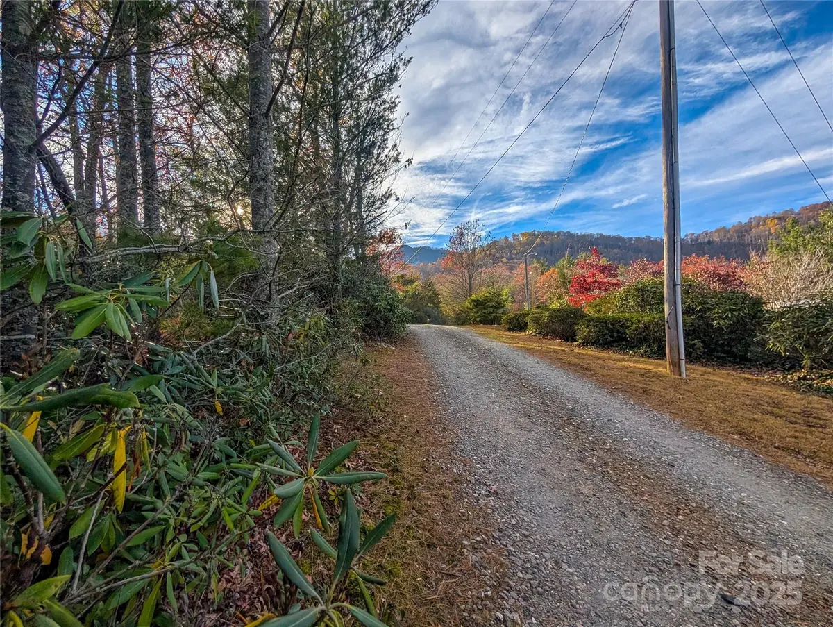 Lot 27 Cherry Hollow None, Burnsville, NC 28714