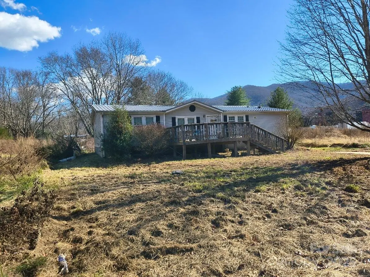 11 River Meadow DR #8, Swannanoa, NC 28778
