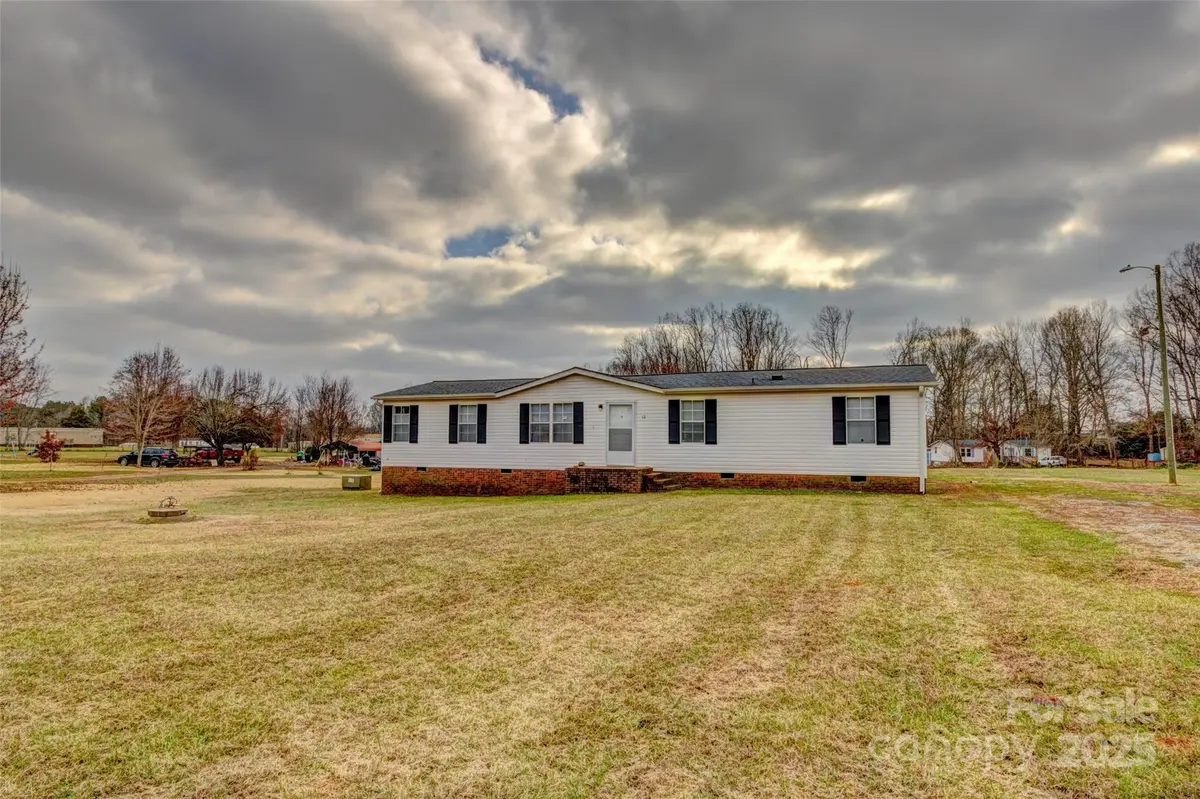 112 Kimbo DR, Kings Mountain, NC 28086
