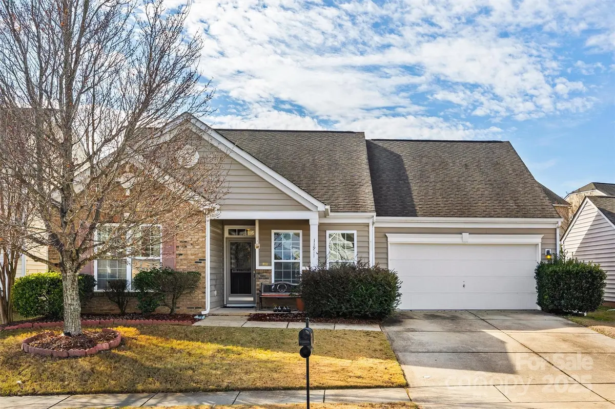 11911 Carolina Blossom LN, Pineville, NC 28134
