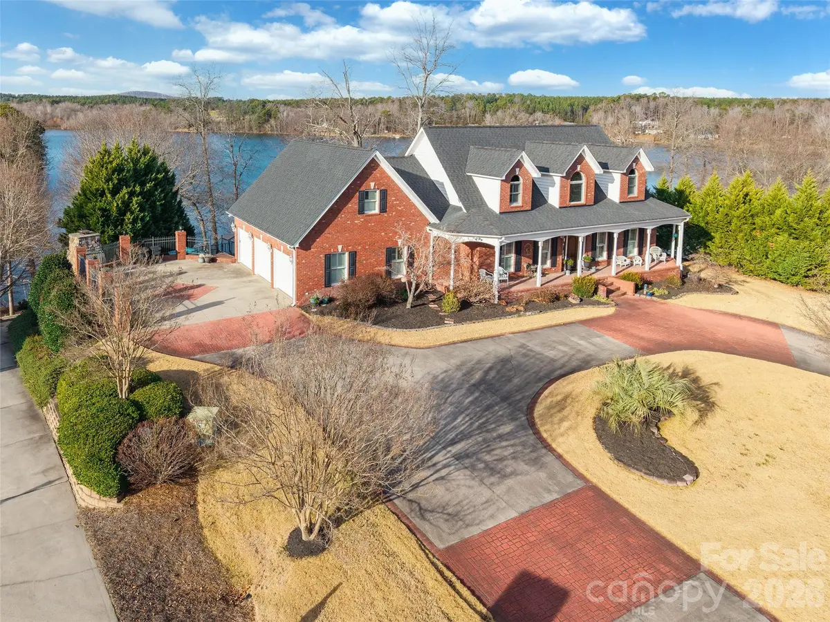 215 Blue Heron DR, Rock Hill, SC 29732