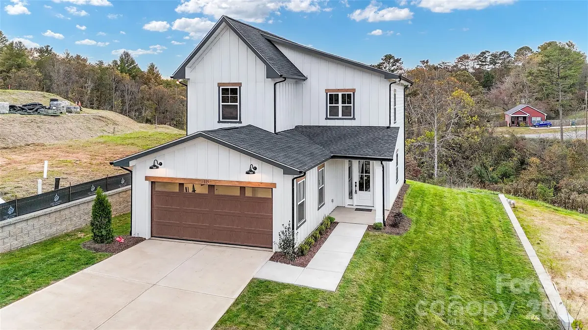 115 Chapel Crossing LN #2, Weaverville, NC 28787