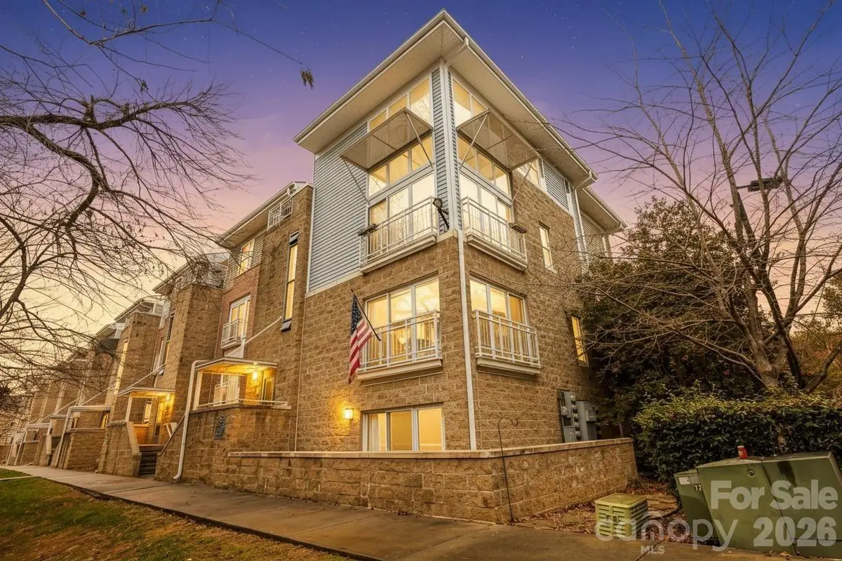 3905 Picasso CT, Charlotte, NC 28205