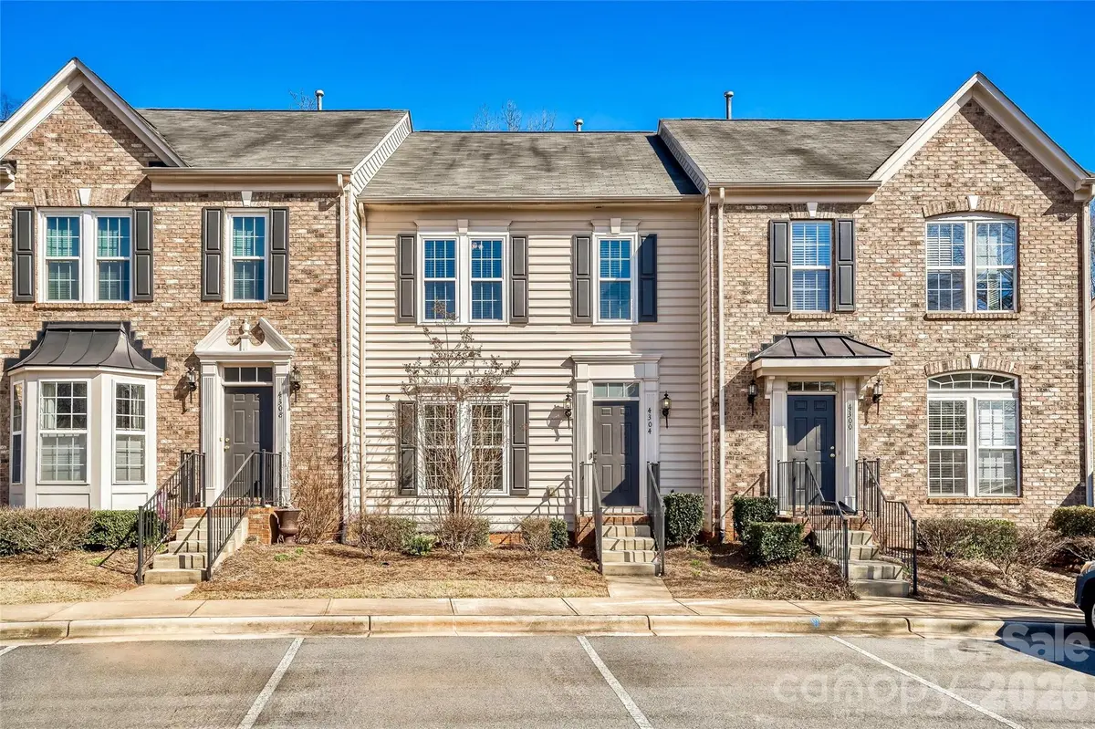 4304 Park South Station BLVD, Charlotte, NC 28210