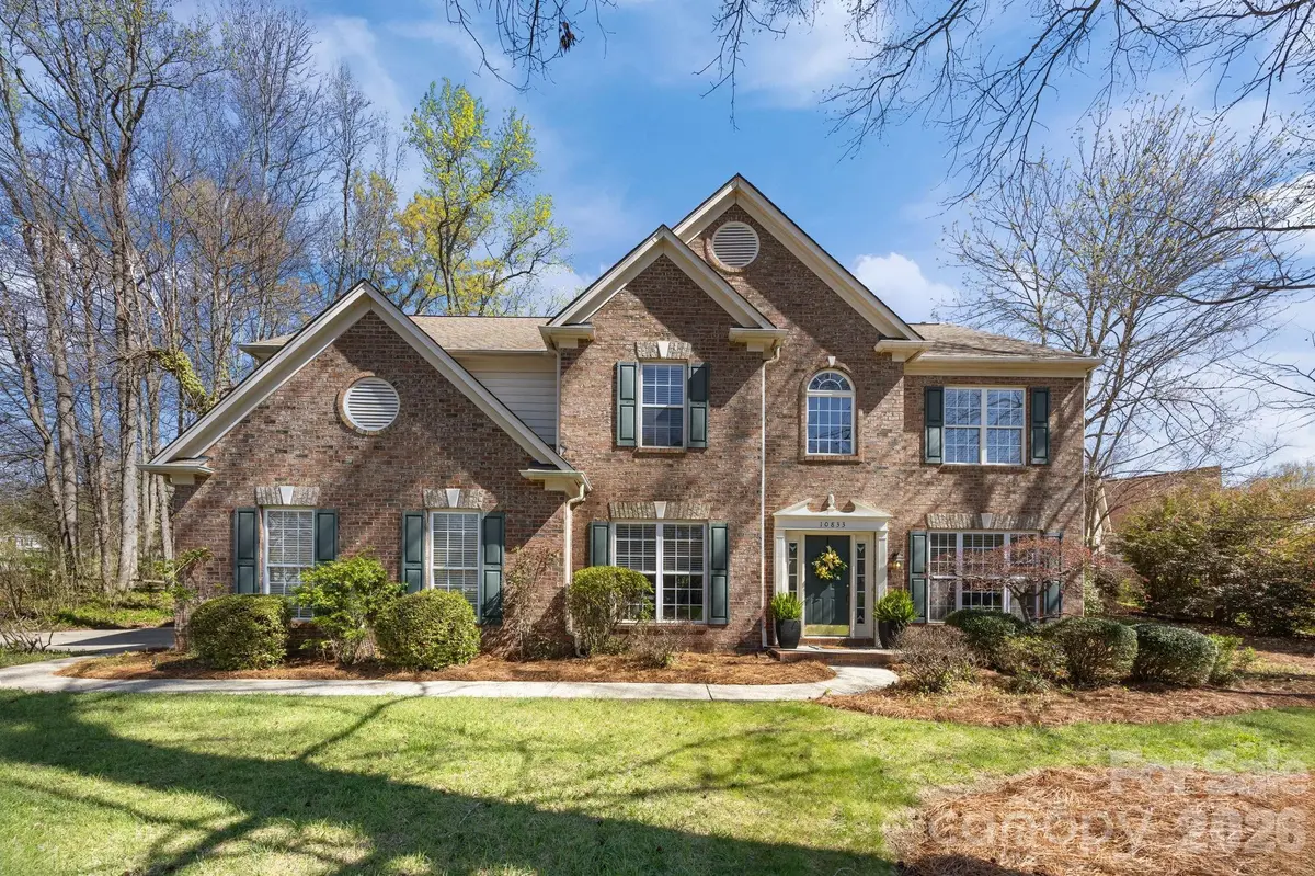 10833 Kenderly CT, Charlotte, NC 28277
