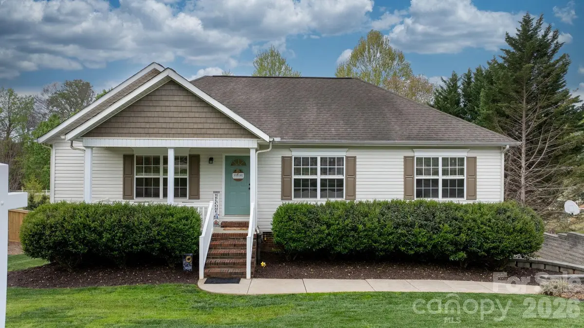 219 Heather Glen DR, Belmont, NC 28012