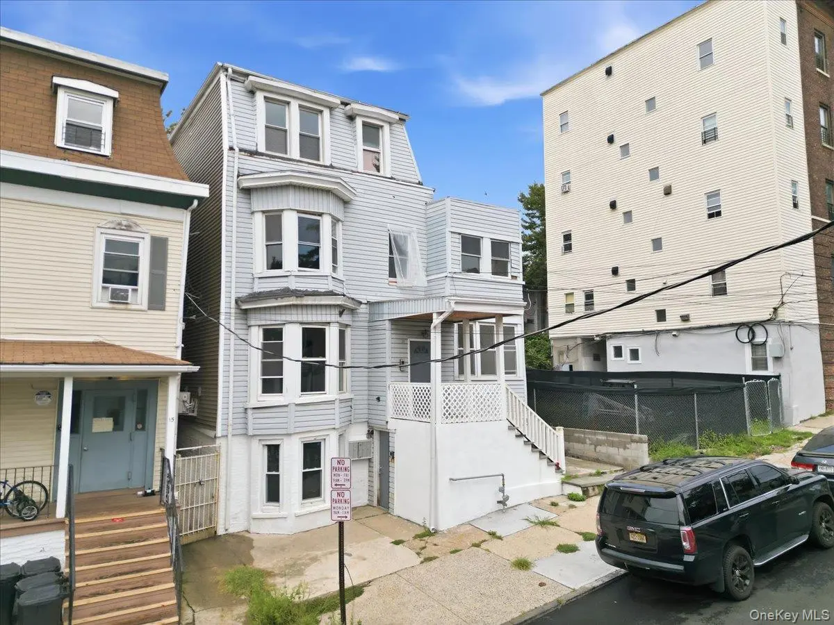17 Lamartine AVE #2, Yonkers, NY 10701