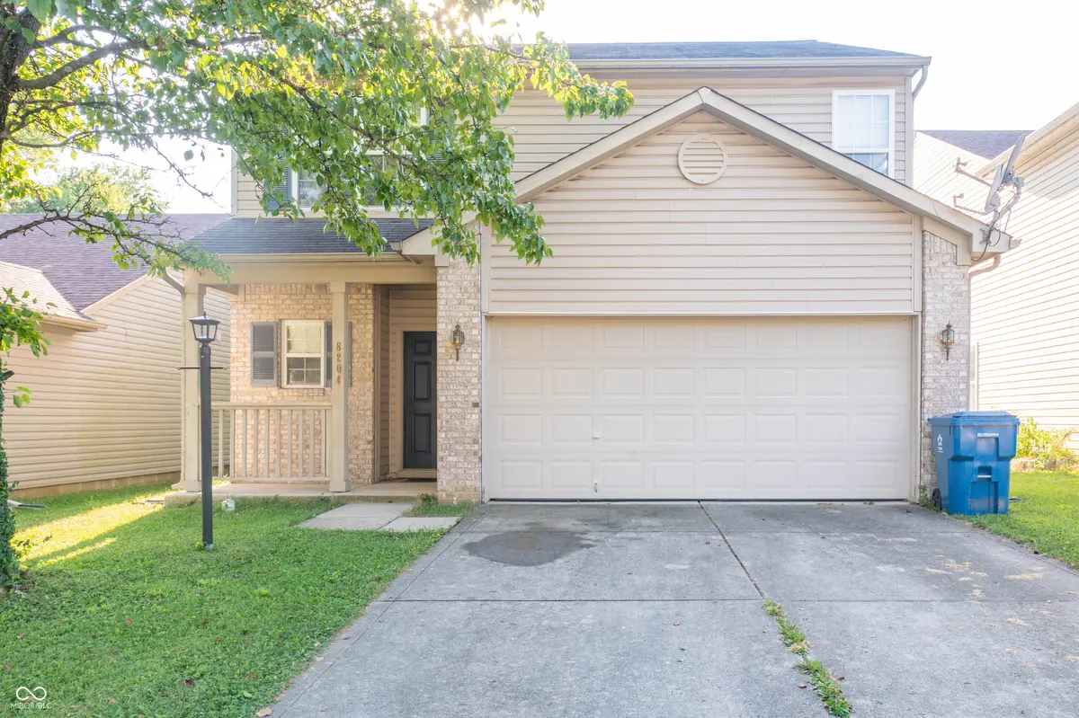 8204 Lake Tree LN, Indianapolis, IN 46217