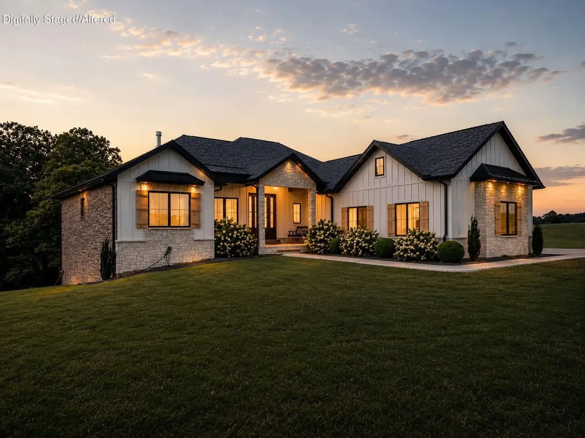 2007 Lone Star DR, Nixa, MO 65714