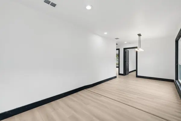 606 Barbara DR, San Marcos, TX 78666