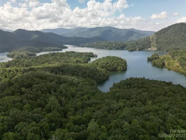5,  7,  9,  11 Dogwood TRL,  Robbinsville,  NC 28771
