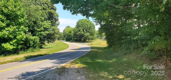 0 Harbour LN, Ararat, NC 27017