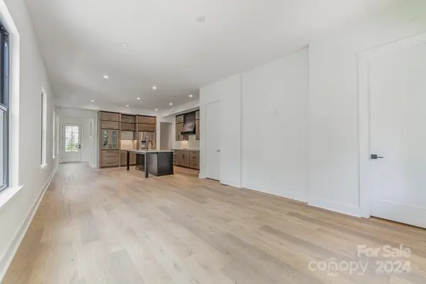 2112 Kirkwood AVE, Charlotte, NC 28203