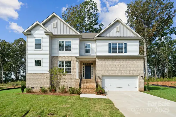3192 Timber Run LN, Maiden, NC 28650