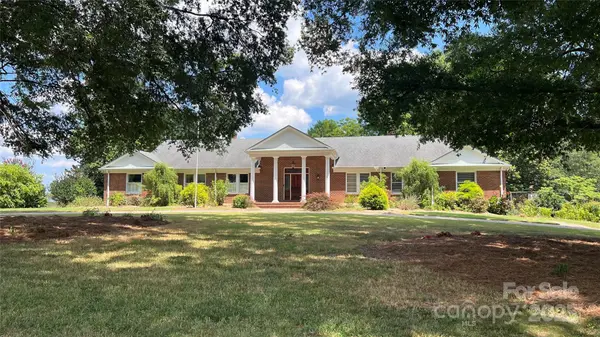 206 N Trexler AVE, Rockwell, NC 28138