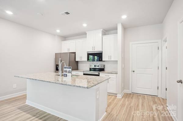 105 Ciara PL #A, Mooresville, NC 28117