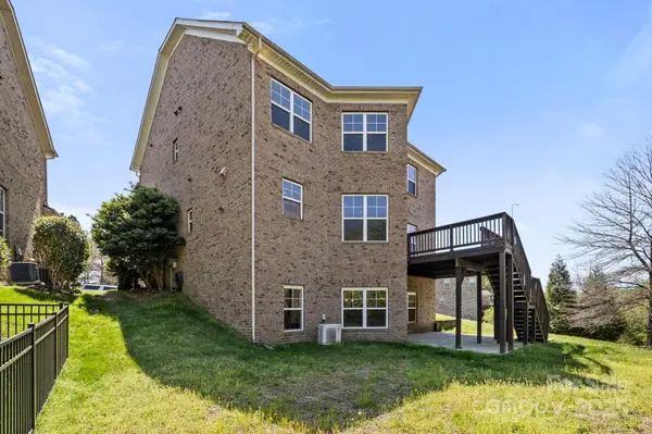 2251 Barrowcliffe DR NW, Concord, NC 28027