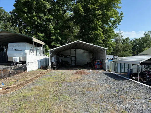 146 Sunshine TRL #A164, Mount Gilead, NC 27306