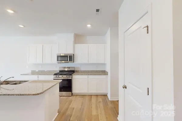 1129 Overbrook PL, Wingate, NC 28174