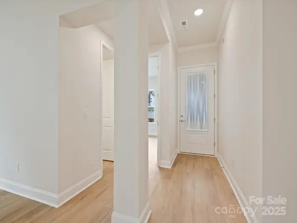 1111 Meander LN, Waxhaw, NC 28173